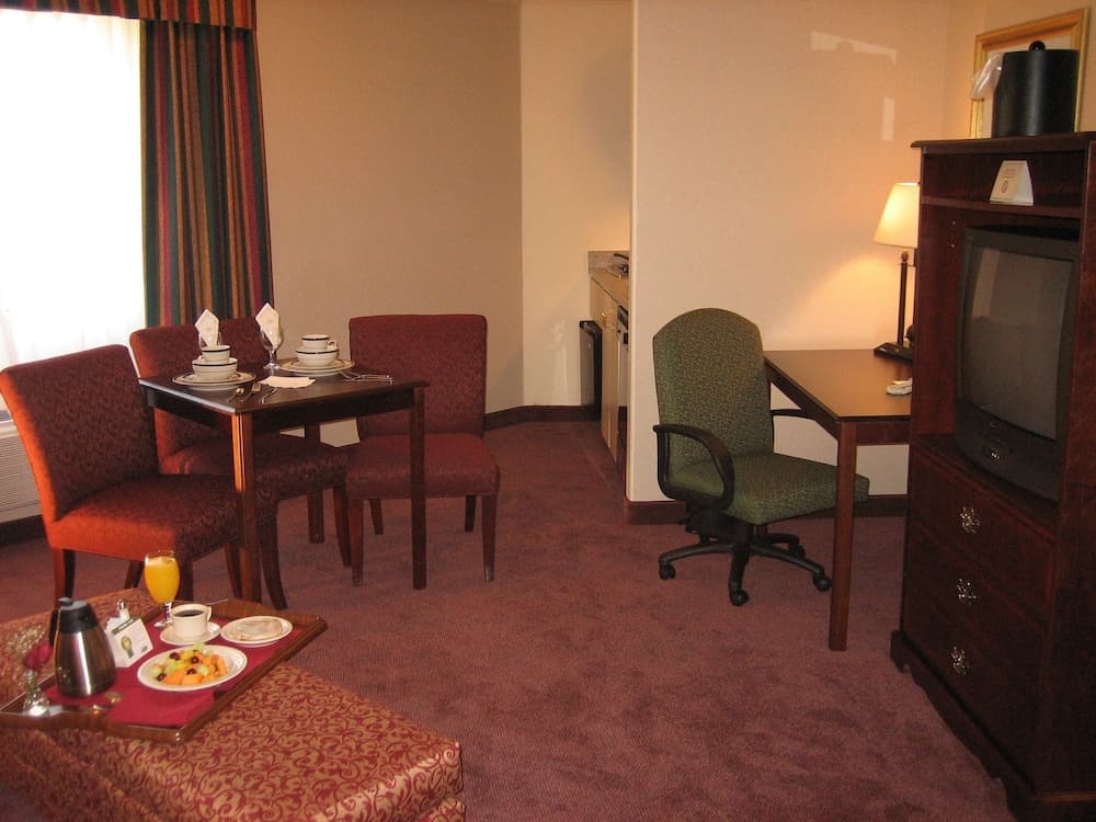 Holiday Inn Selma - Swancourt by IHG gallery photo in Selma, CA — image 42