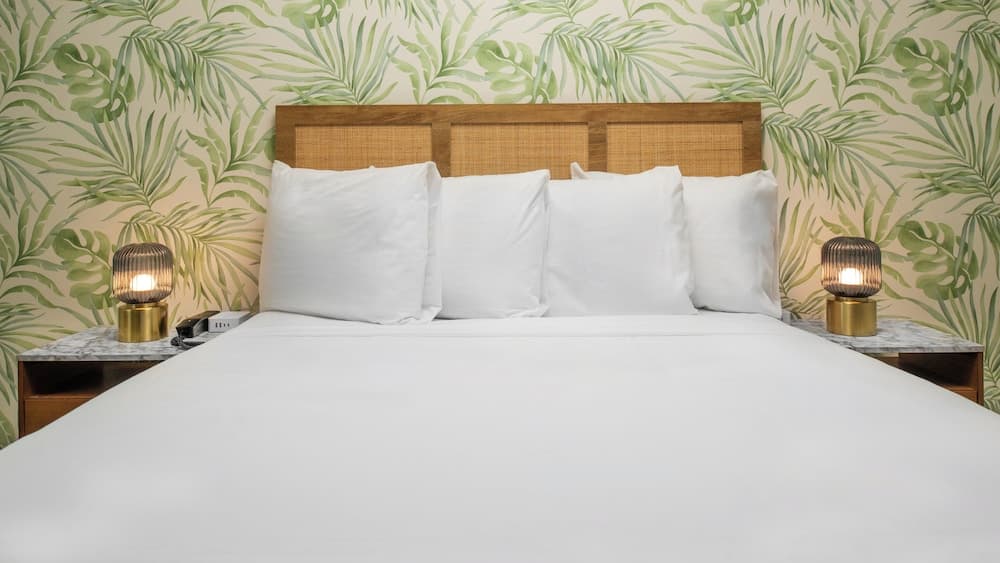 The LEEF Hotel gallery photo in Glendale, CA — image 5