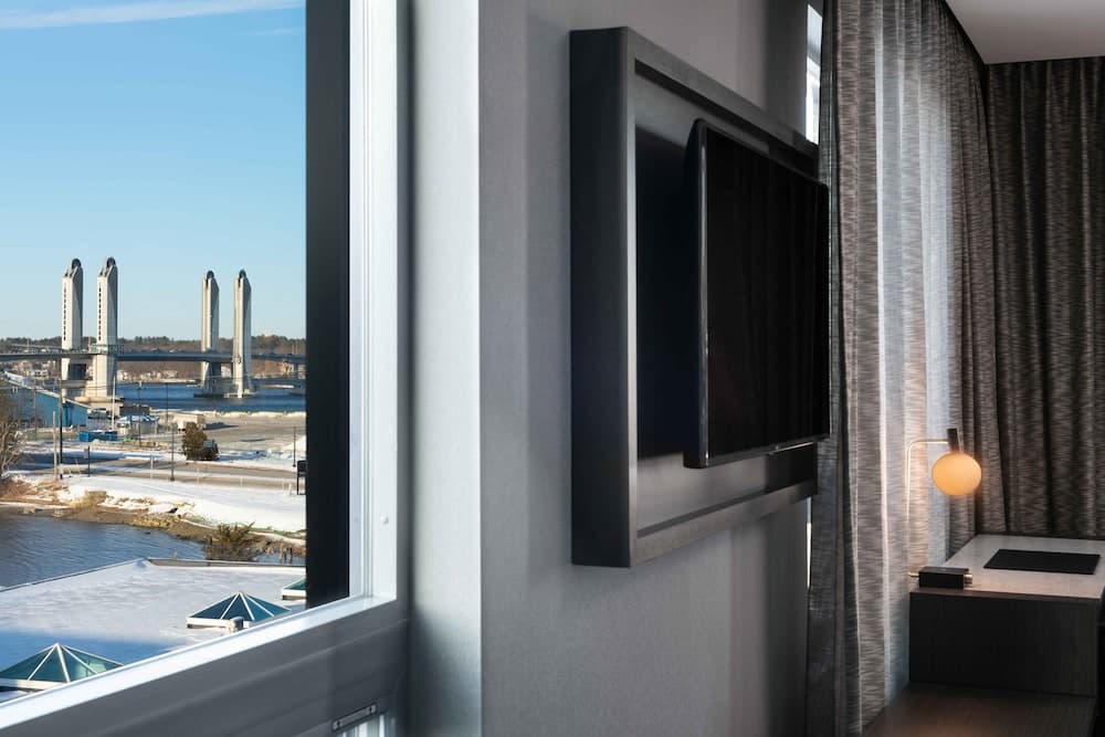 AC Hotel by Marriott Portsmouth gallery photo in Portsmouth, NH — image 34