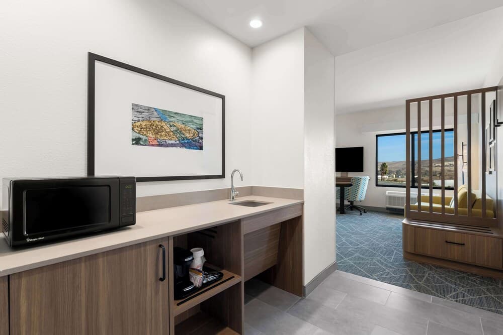Hampton Inn & Suites Corona, Ca gallery photo in Corona, CA — image 38
