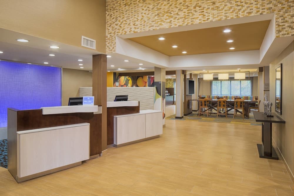 Fairfield Inn & Suites Bridgewater Branchburg/Somerville featured exterior or lobby in Branchburg, NJ — similar hotel