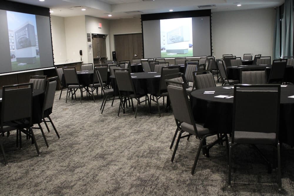 Staybridge Suites Dallas Grand Prairie by IHG gallery photo in Grand Prairie, TX — image 73