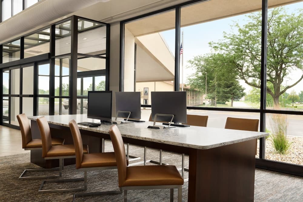 Holiday Inn Bloomington - Normal by IHG property views in Normal, IL — gallery photo 3