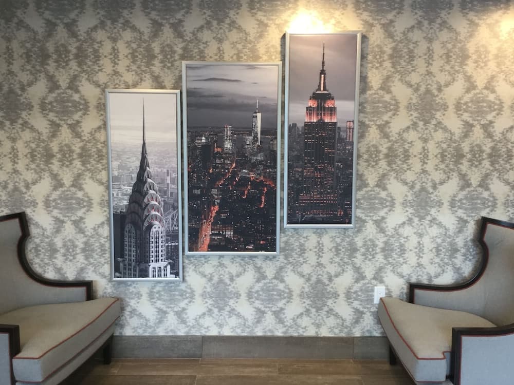 Ramada by Wyndham Bronx Terminal gallery photo in Bronx, NY — image 4