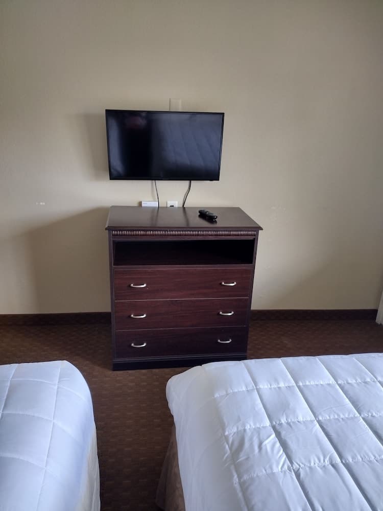 Fairbridge Inn & Suites Richmond Hill property views in Richmond Hill, GA — gallery photo 3