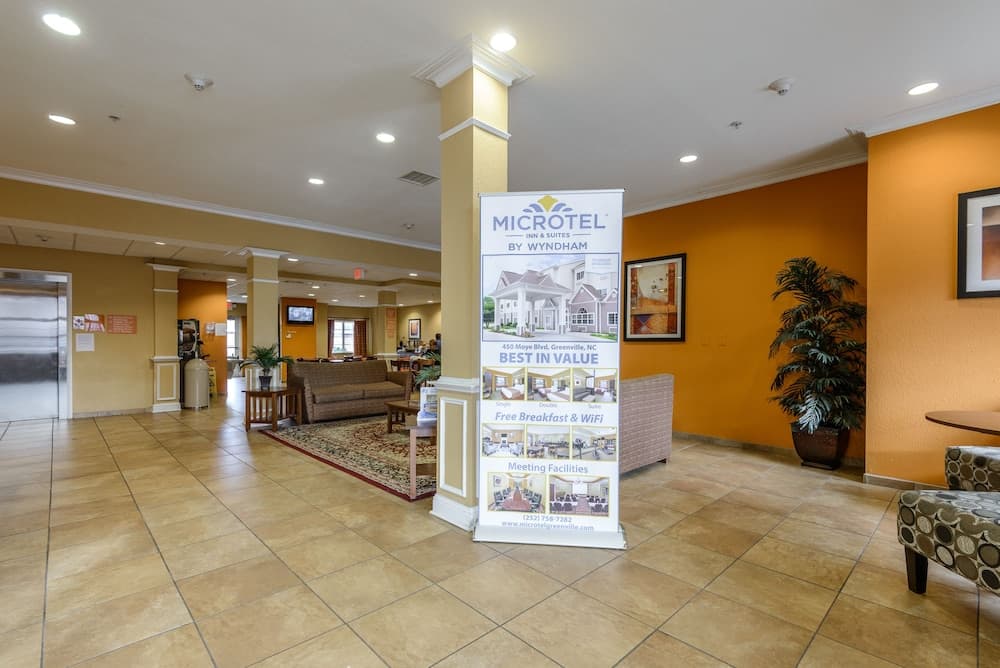 Microtel Inn & Suites by Wyndham Greenville/University Medic gallery photo in Greenville, NC — image 6