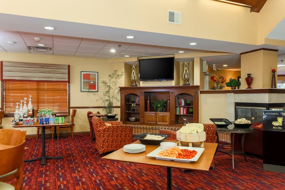 Residence Inn By Marriott Flint gallery photo in Flint, MI — image 13