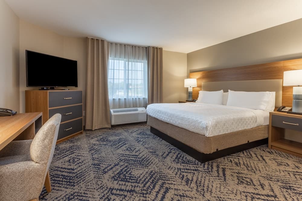 Candlewood Suites O Fallon by IHG interior in O'Fallon, IL — gallery photo 2