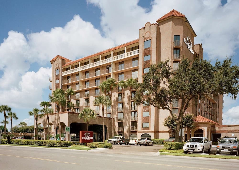 DoubleTree Suites by Hilton Hotel McAllen — hotel in McAllen, Texas