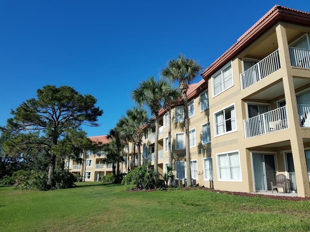 Parc Corniche Condominium Suite Hotel featured exterior or lobby in Orlando, FL — similar hotel
