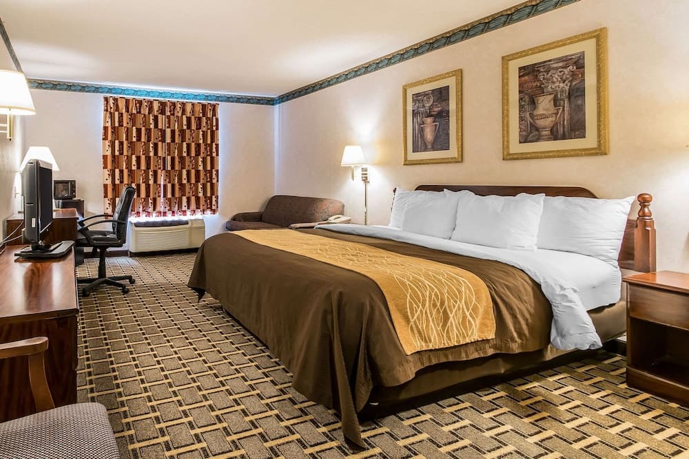 Quality Inn & Suites Evansville North gallery photo in Evansville, IN — image 5