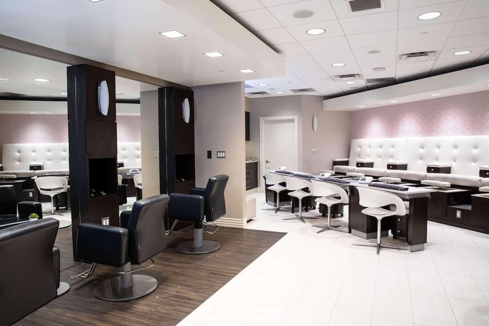 Radisson Plaza Hotel at Kalamazoo Center gallery photo in Kalamazoo, MI — image 89