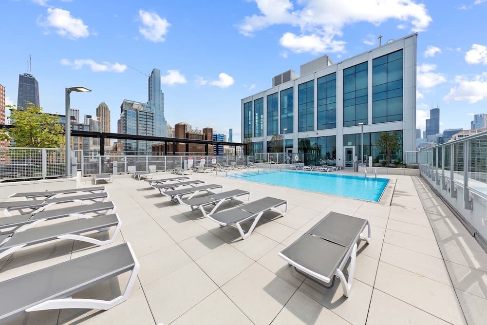 Kasa River North Chicago featured exterior or lobby in Chicago, IL — similar hotel