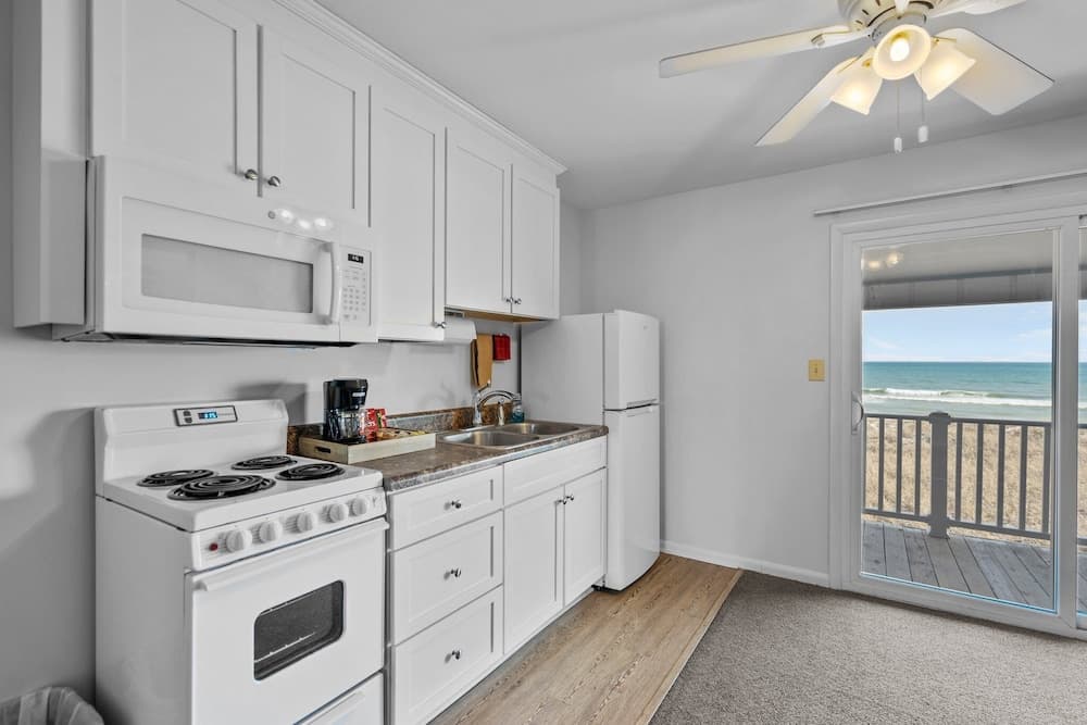 The Beach House gallery photo in Carolina Beach, NC — image 6