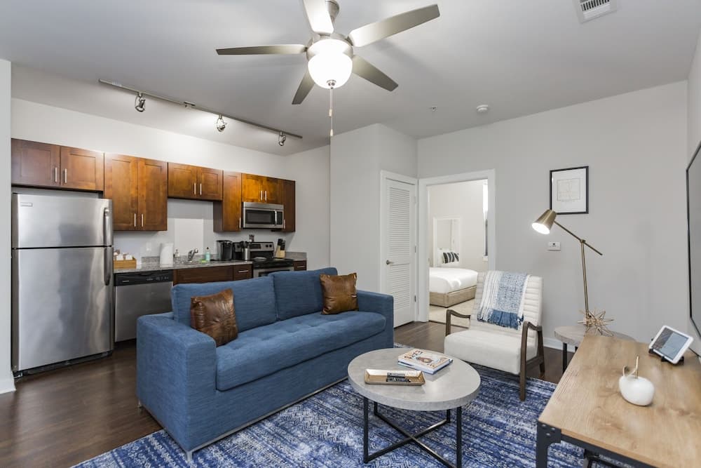 CozySuites Music Row property views in Nashville, TN — gallery photo 3