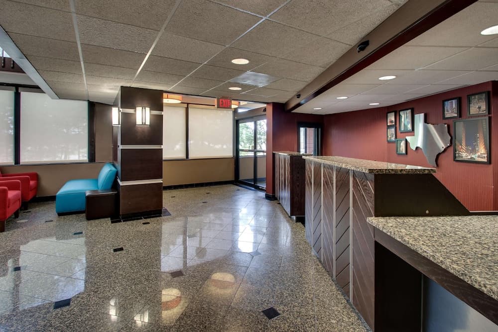 Heritage Inn & Suites The Woodlands, Trademark by Wyndham property views in The Woodlands, TX — gallery photo 3