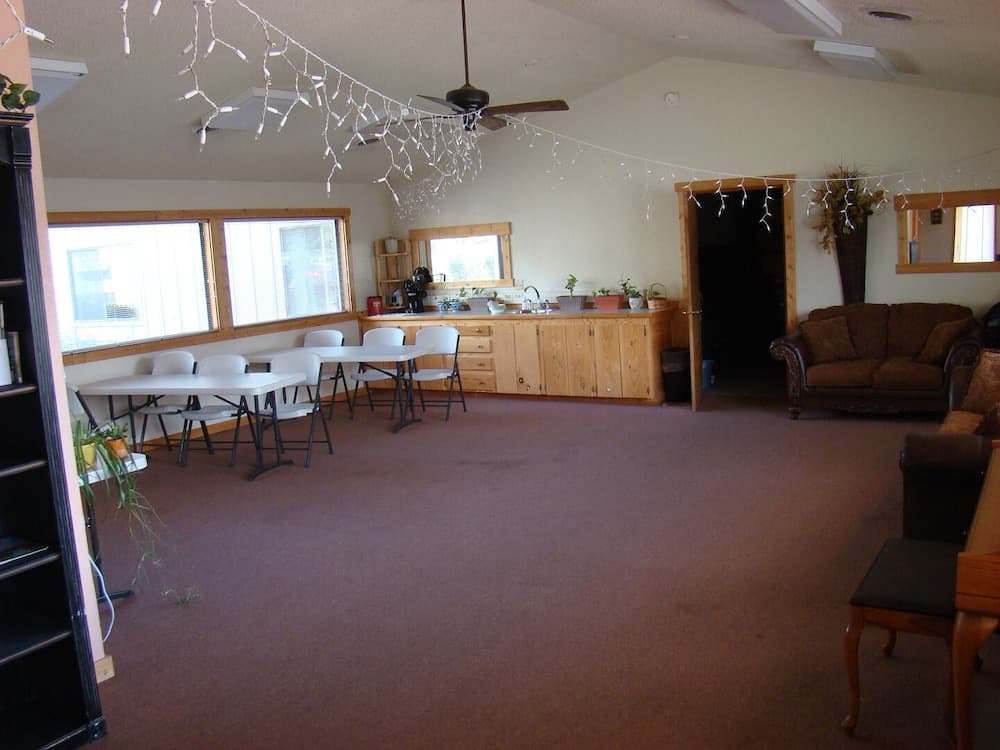 Wilderness Inn featured exterior or lobby in Enterprise, OR — similar hotel