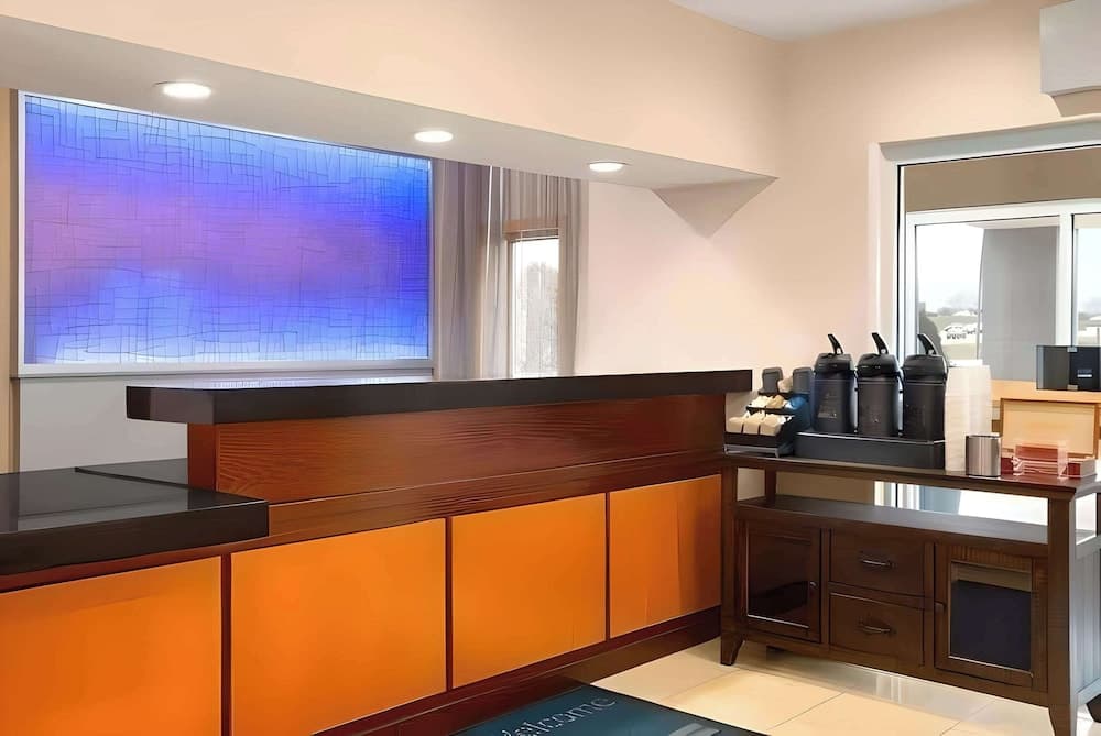 Dubuque Inn & Suites interior in Dubuque, IA — gallery photo 2