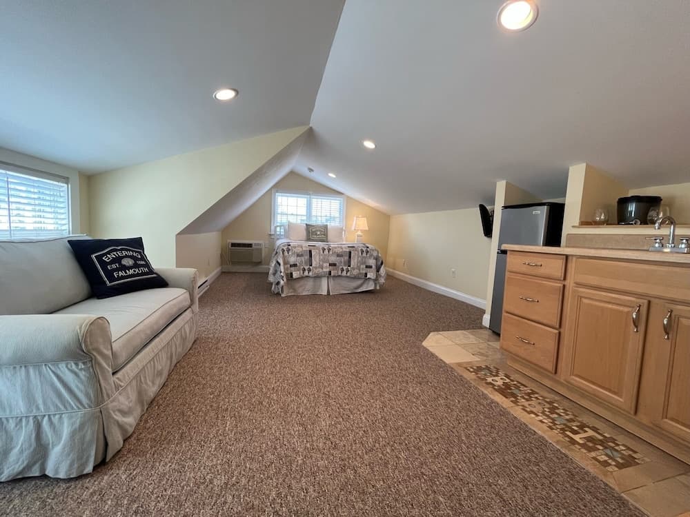 Beach Breeze Inn gallery photo in Falmouth, MA — image 36