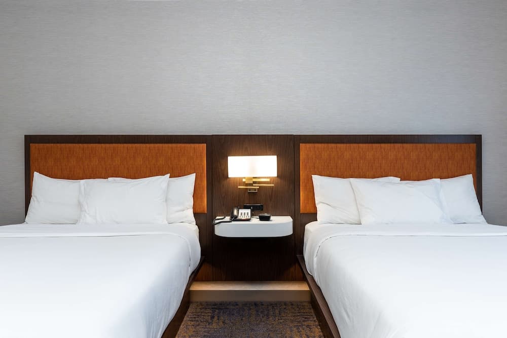 Hampton Inn & Suites Houston Sugar Land gallery photo in Sugar Land, TX — image 47