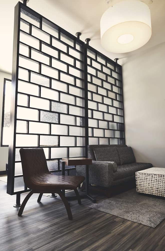 Hotel Vandivort gallery photo in Springfield, MO — image 81