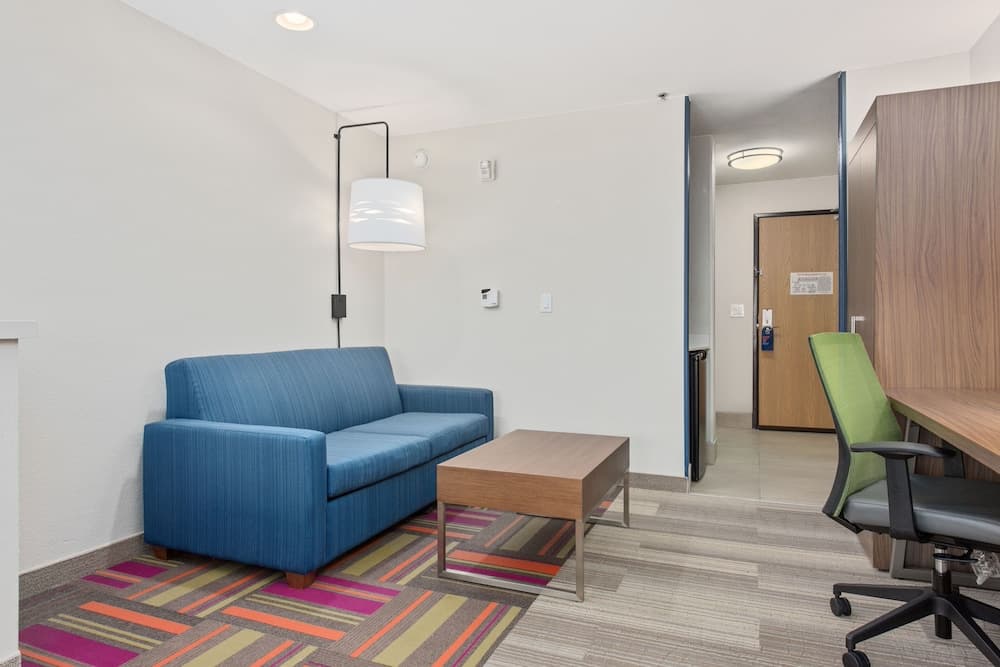 Holiday Inn Express Hotel and Suites West Valley by IHG gallery photo in West Valley City, UT — image 24