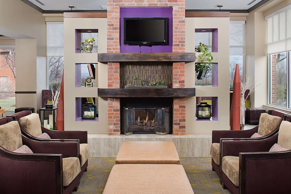 Hilton Garden Inn Hartford North/Bradley Int'l Airport gallery photo in Windsor — image 15