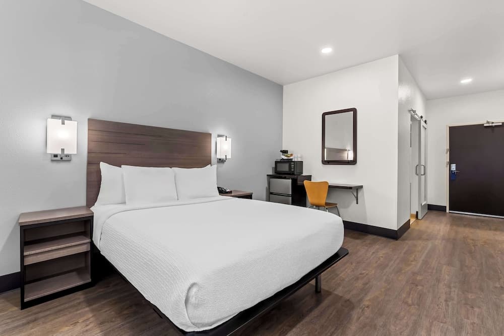 SureStay by Best Western Livingston Merced County gallery photo in Livingston, CA — image 19