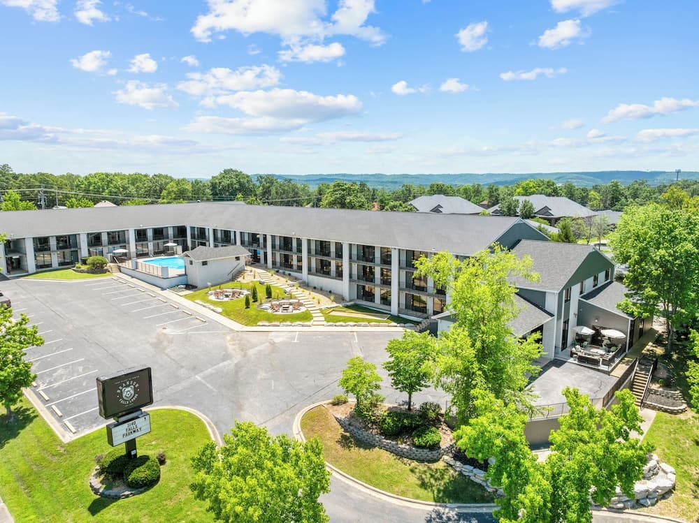 Branson Falls Lodge featured exterior or lobby in Branson, MO — similar hotel
