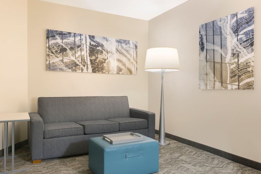 SpringHill Suites by Marriott Newark Liberty International gallery photo in Newark, NJ — image 6