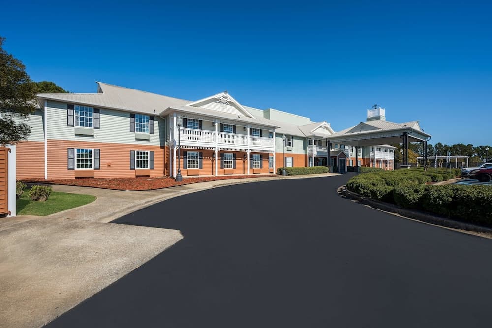 SureStay Hotel by Best Western Tuscaloosa Southeast featured exterior or lobby in Tuscaloosa, AL — similar hotel