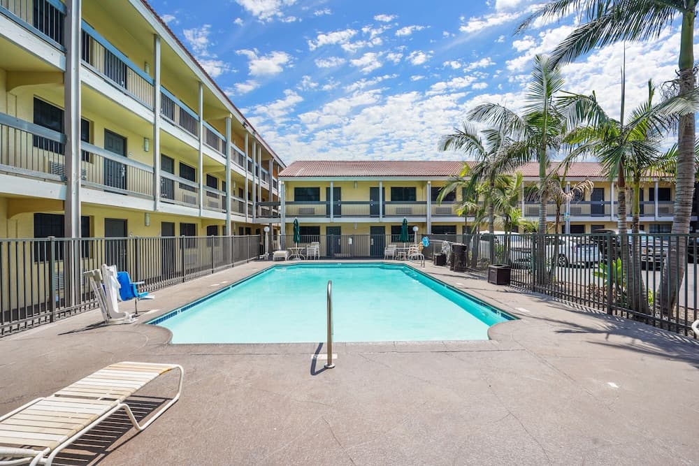 La Quinta Inn by Wyndham Costa Mesa / Newport Beach gallery photo in Costa Mesa, CA — image 29