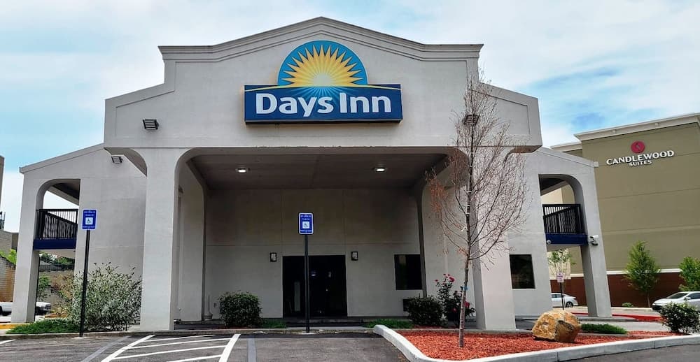 Days Inn by Wyndham Kennesaw featured exterior or lobby in Kennesaw, GA — similar hotel
