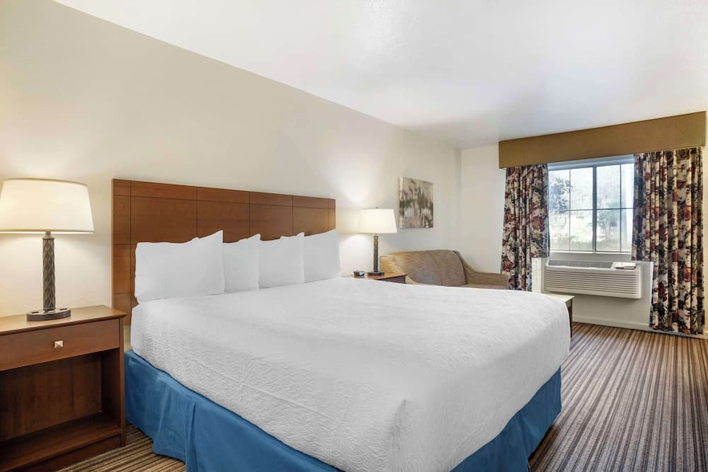 Best Western Clovis Cole gallery photo in Clovis, CA — image 24