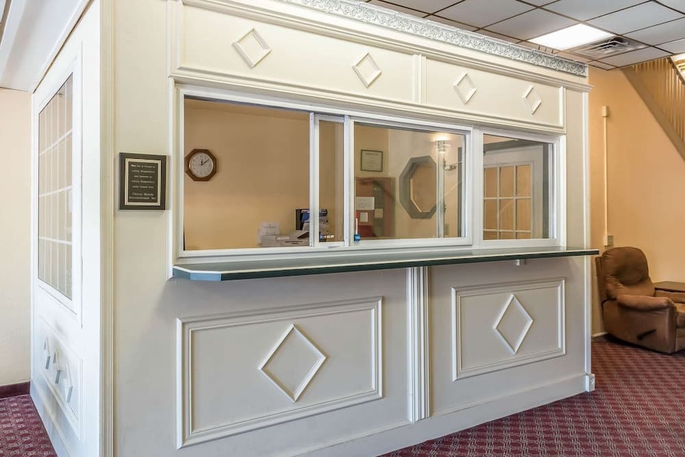 Econo Lodge Reading Airport property views in Reading, PA — gallery photo 3