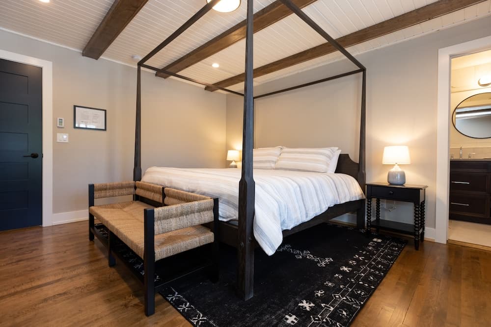 Alpine Resort property views in Egg Harbor, WI — gallery photo 3