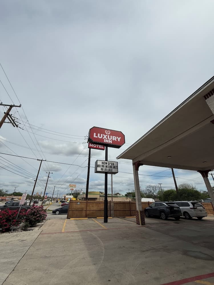 luxury inn featured exterior or lobby in San Antonio, TX — similar hotel