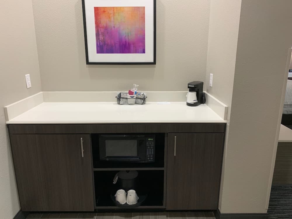 Hampton Inn Fort Stockton interior in Fort Stockton, TX — gallery photo 2