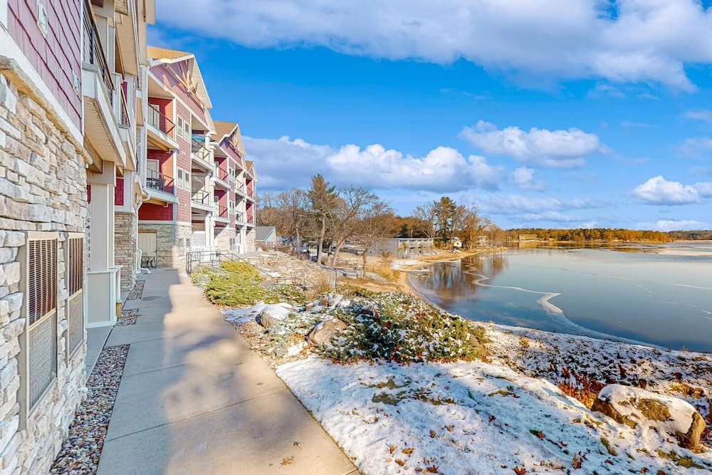 Delton Grand Resort property views in Wisconsin Dells, WI — gallery photo 3