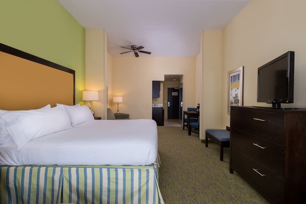 Holiday Inn Express Hotel and Suites Scranton by IHG gallery photo in Scranton, PA — image 38