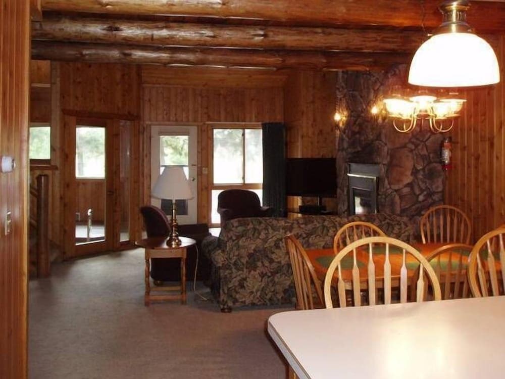 Pelican Woods property views in Pequot Lakes, MN — gallery photo 3