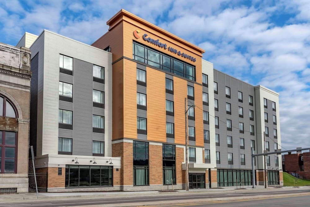 Comfort Inn & Suites Pittsburgh-Northshore featured exterior or lobby in Pittsburgh, PA — similar hotel