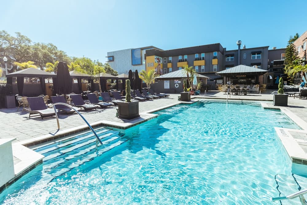 Hollander Boutique Hotel gallery photo in St. Petersburg, FL — image 5