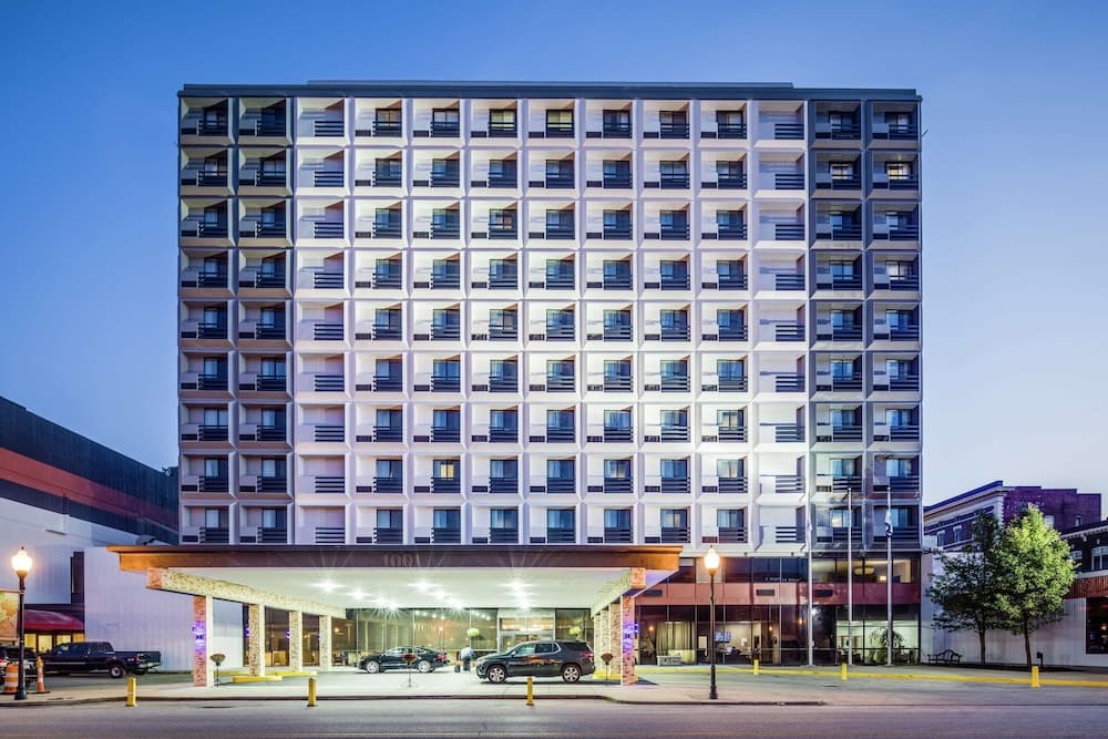 DoubleTree by Hilton Huntington gallery photo in Huntington, WV — image 16