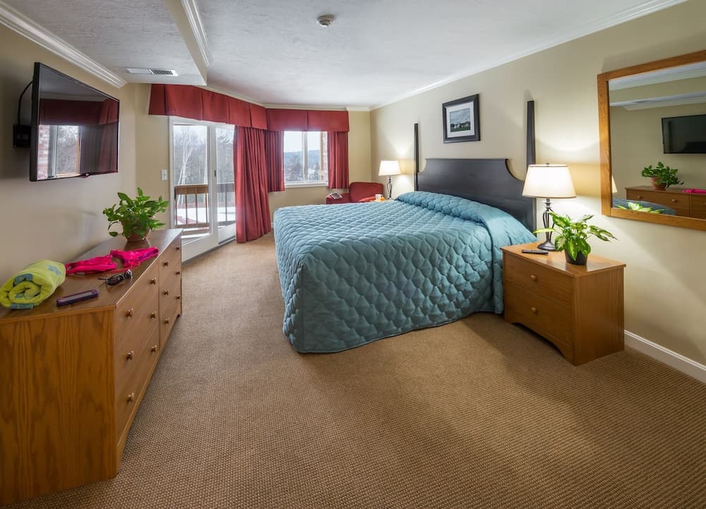 The Summit Resort gallery photo in Laconia, NH — image 10