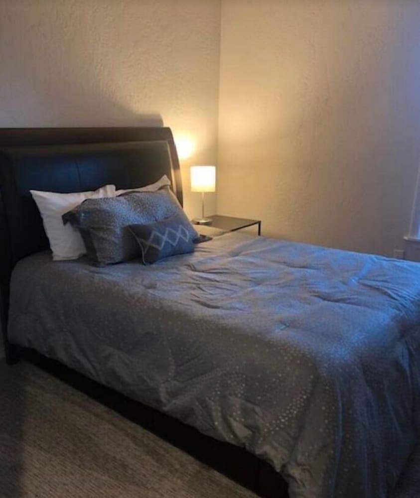 White Horse Hotel interior in Spirit Lake, ID — gallery photo 2