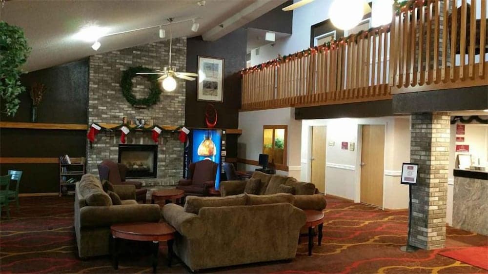New Prague Inn & Suites property views in New Prague, MN — gallery photo 3