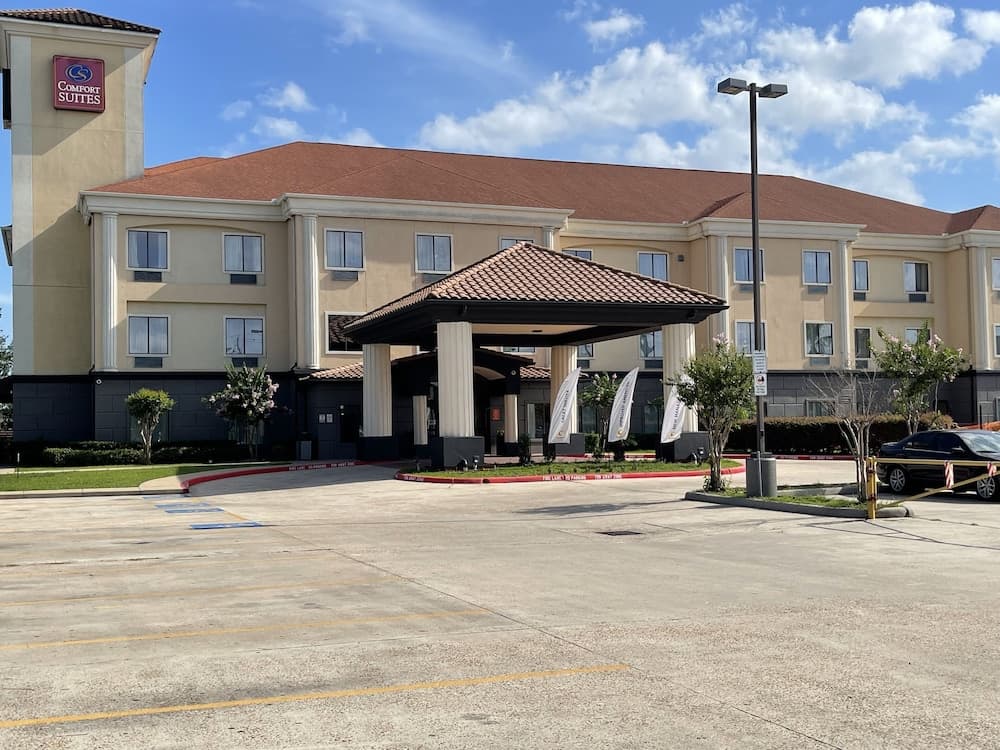 Spark by Hilton Houston Hobby Airport featured exterior or lobby in Houston, TX — similar hotel