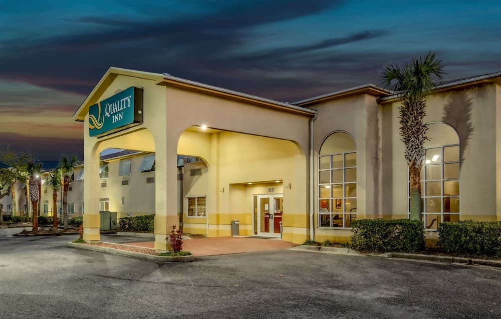 Quality Inn Gulf Shores Airport — hotel in Gulf Shores, Alabama