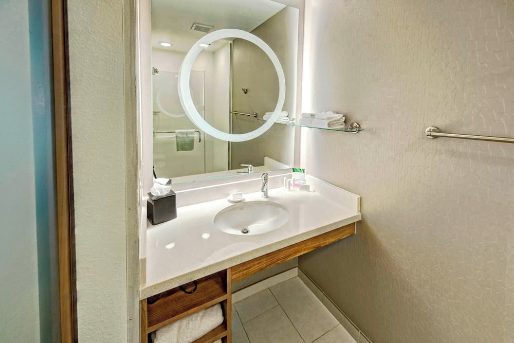 Springhill Suites by Marriott Moore property views in Moore, OK — gallery photo 3